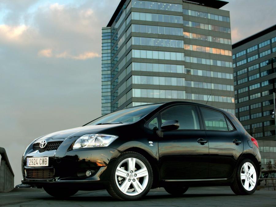  Toyota Auris 5-Door 2007 года  (фото 25 из 30)